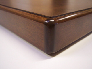 laminate_wood_edge_close_up.jpg